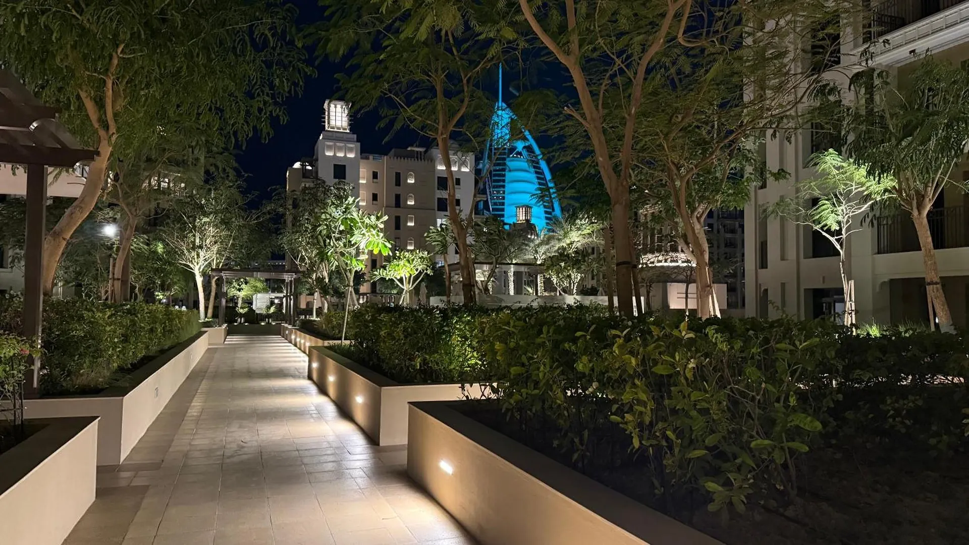 Appartement Elegant 1Br With Balcony In Madinat Jumeirah Living Dubai