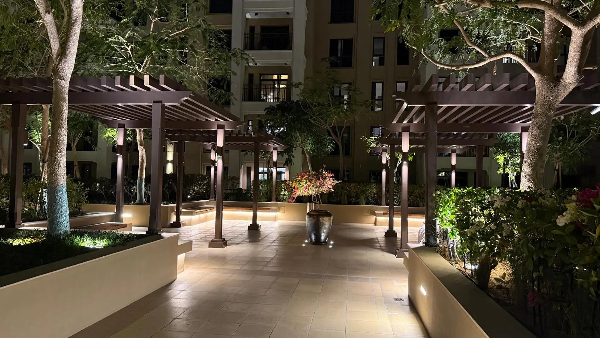 Elegant 1Br With Balcony In Madinat Jumeirah Living Dubai 0*,