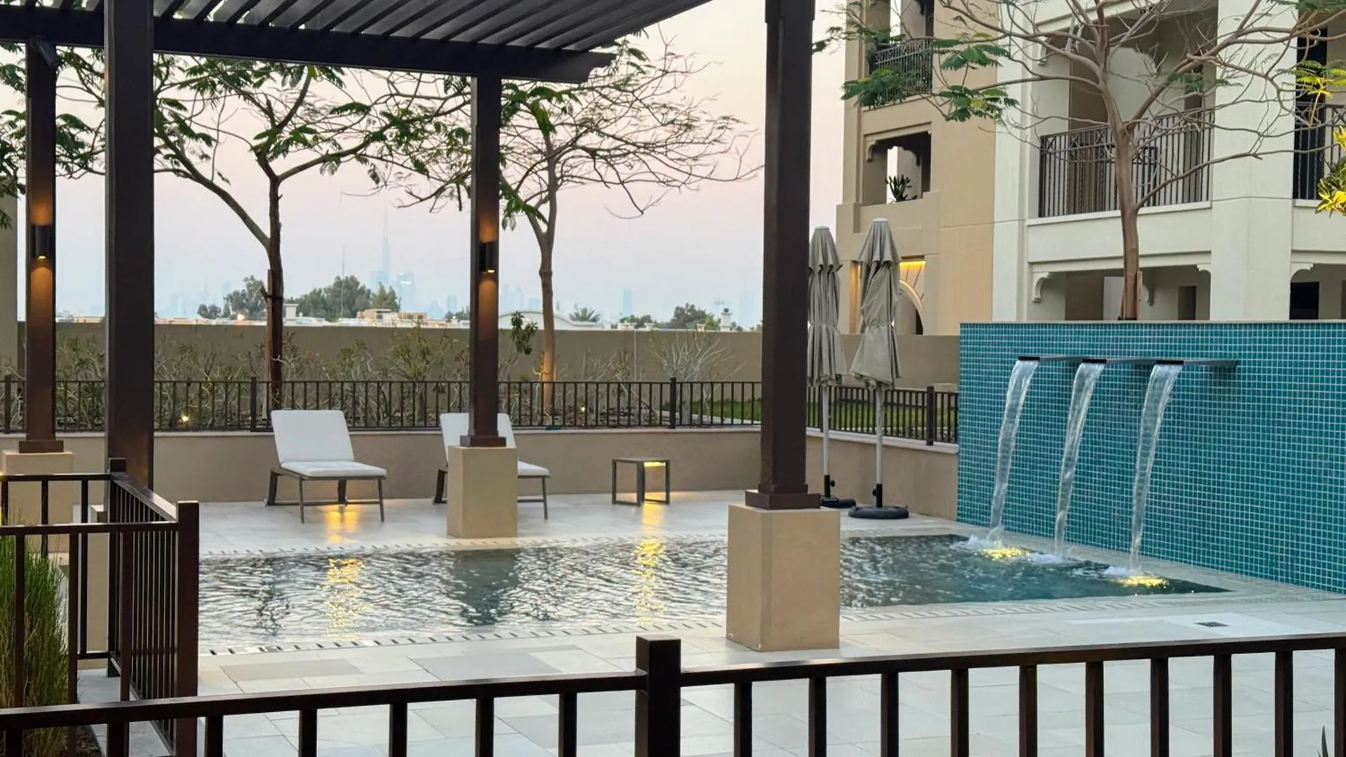 Apartment Elegant 1Br With Balcony In Madinat Jumeirah Living Dubai